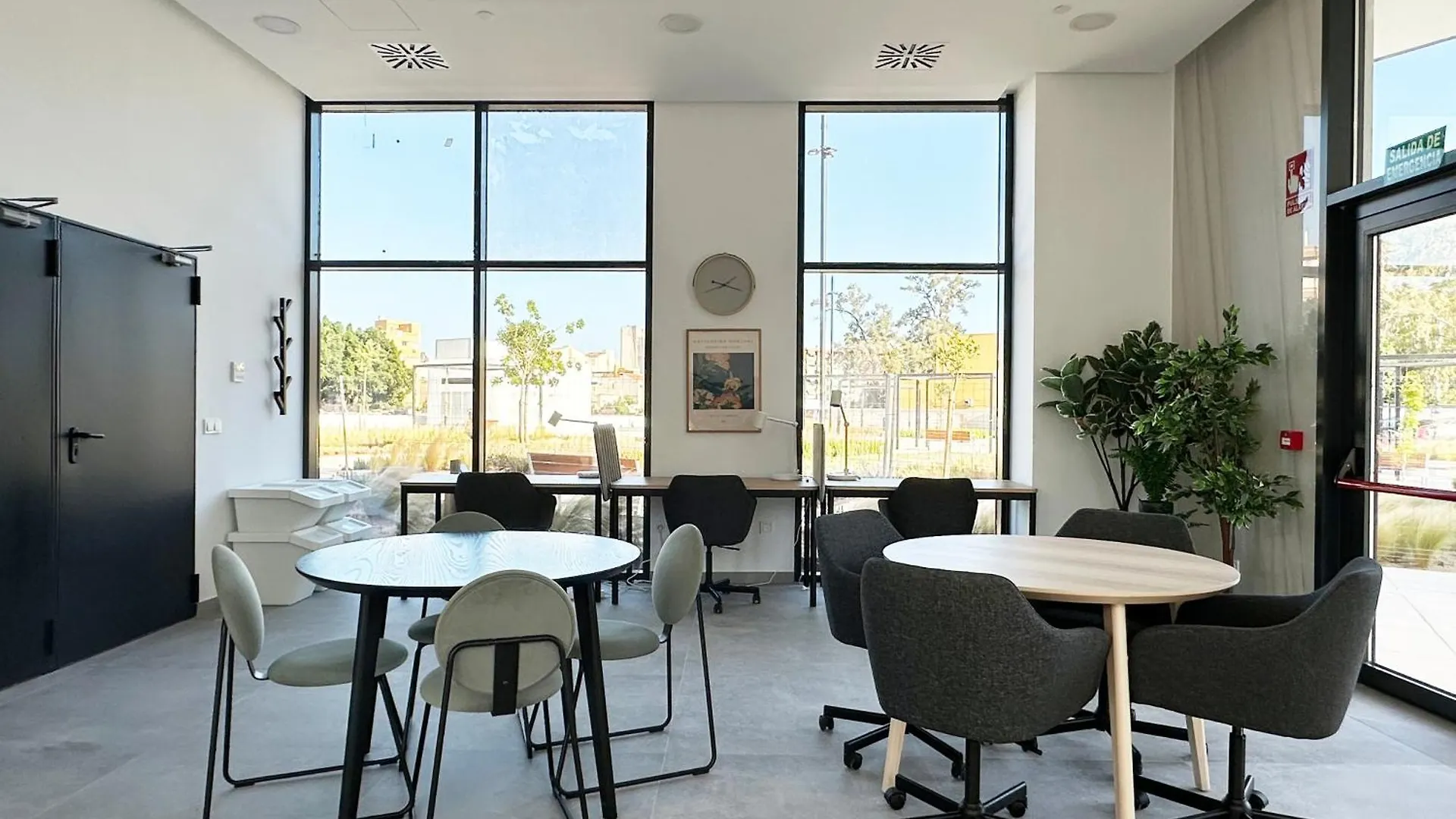 Urban Sky Serviced Apartments By P&O 26H Malaga Spain