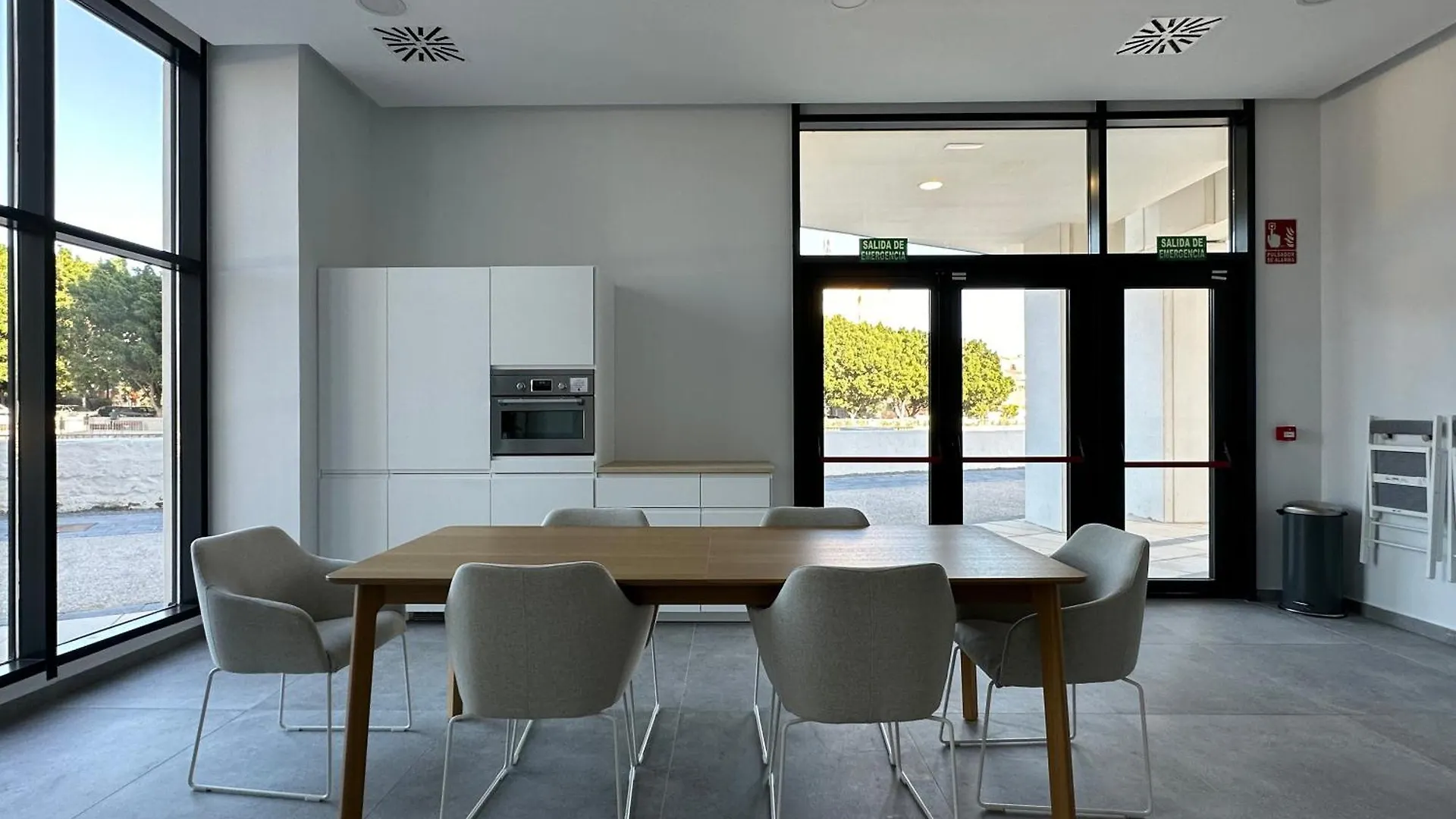 Urban Sky Serviced Apartments By P&O 26H Малага