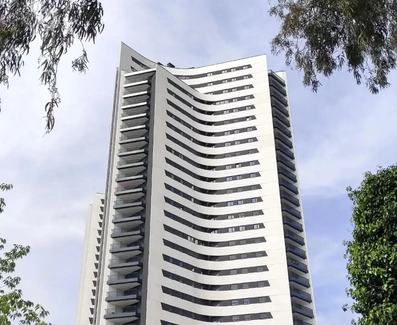 Urban Sky Serviced Apartments By P&O 26H Малага Испания