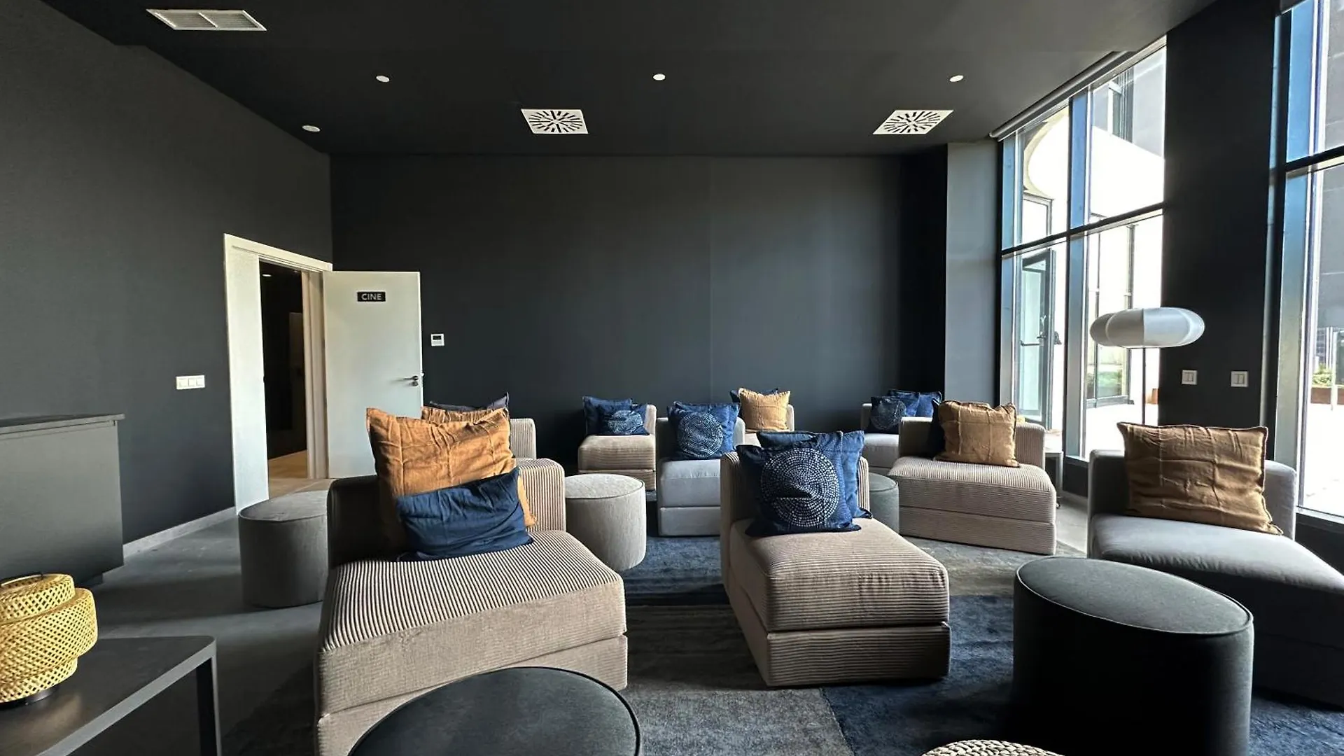 Urban Sky Serviced Apartments By P&O 26H Málaga Spagna