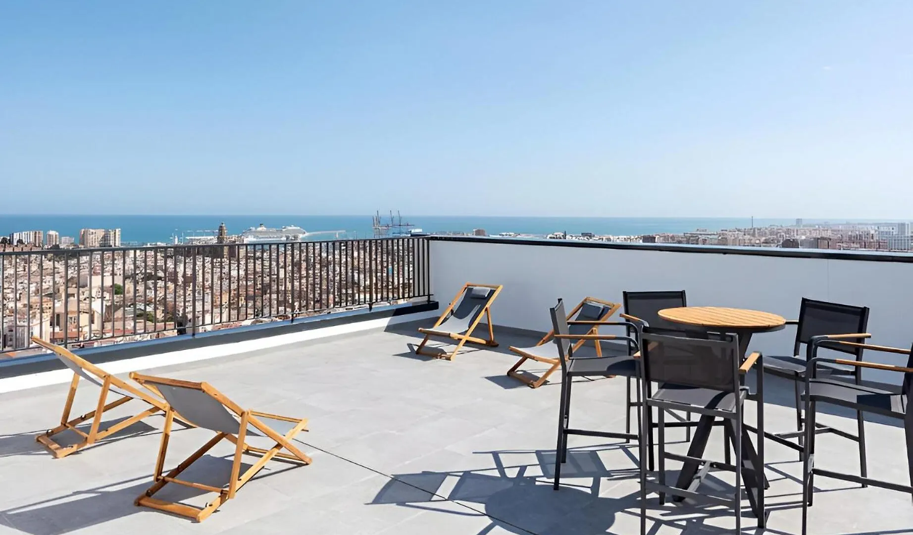 Urban Sky Serviced Apartments By P&O 26H Málaga Spagna