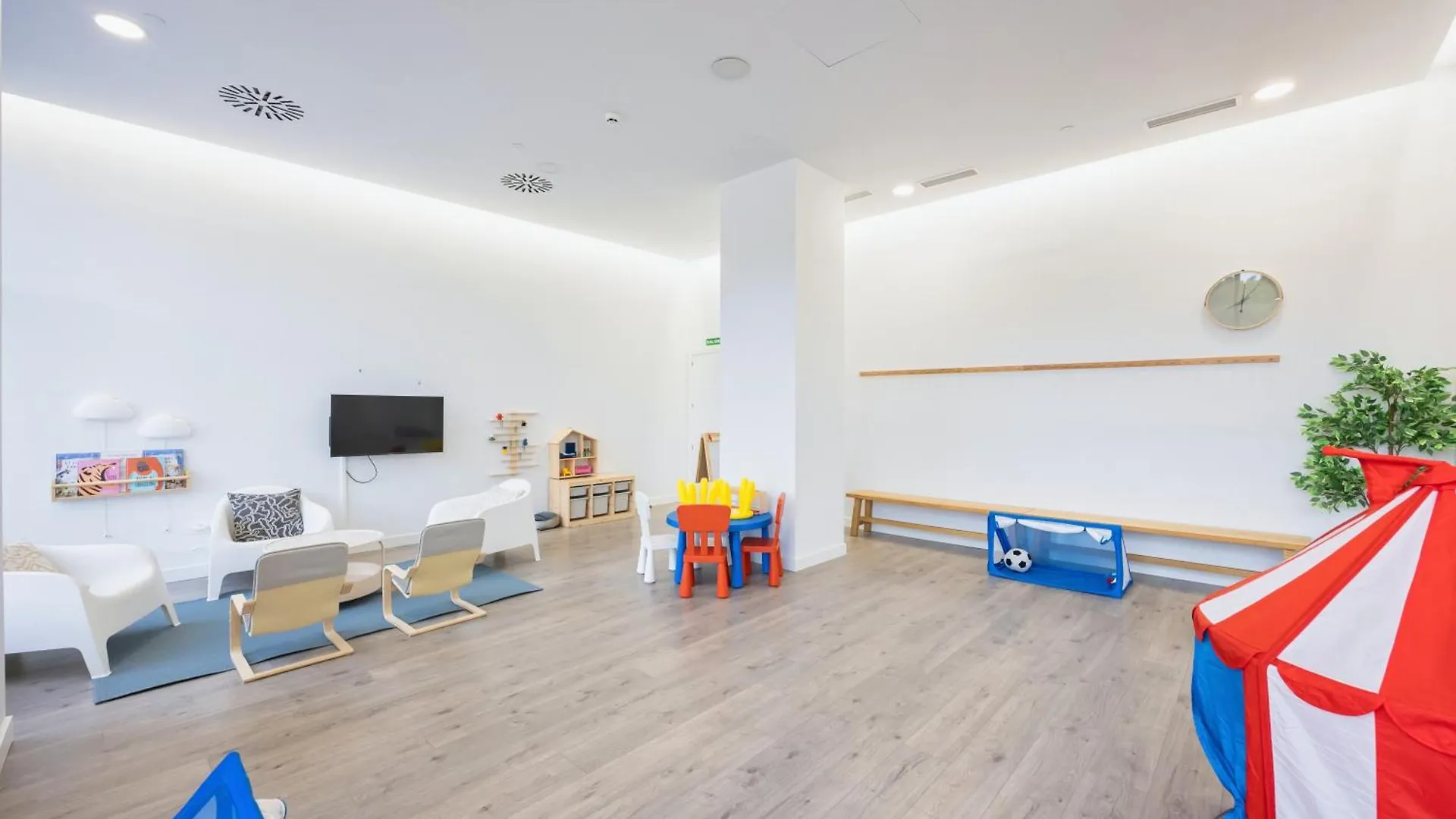 Urban Sky Serviced Apartments By P&O 26H Málaga